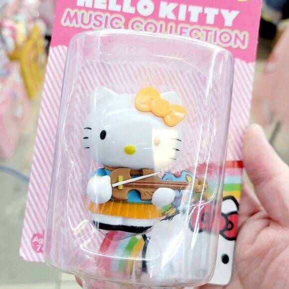 Brand New Sanrio Hello Kitty Music Collection Figure #2 - Picture 2 of 6
